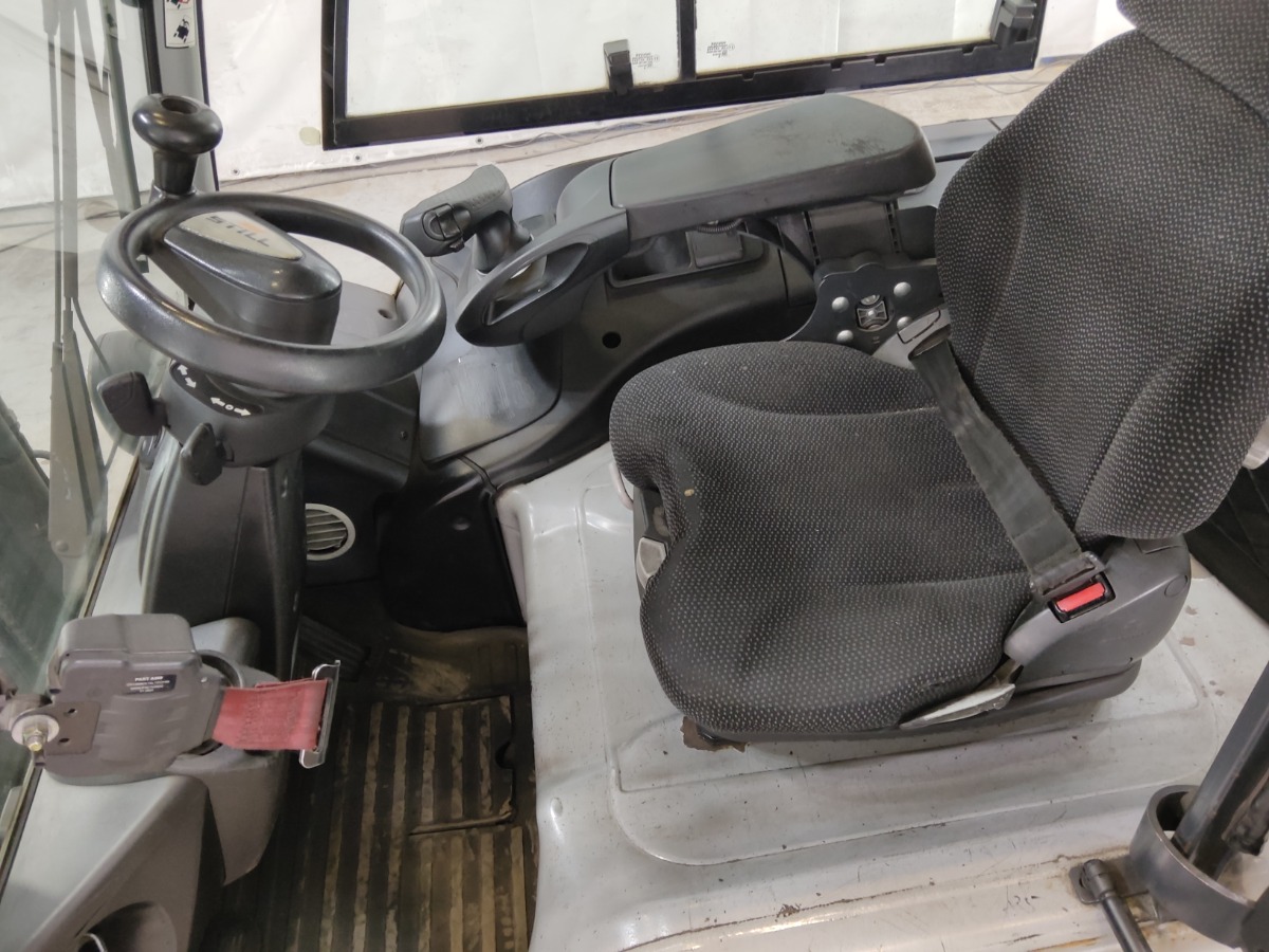 Still RX60-35 Elektryczny 4-kolowy www.blackforxx.com