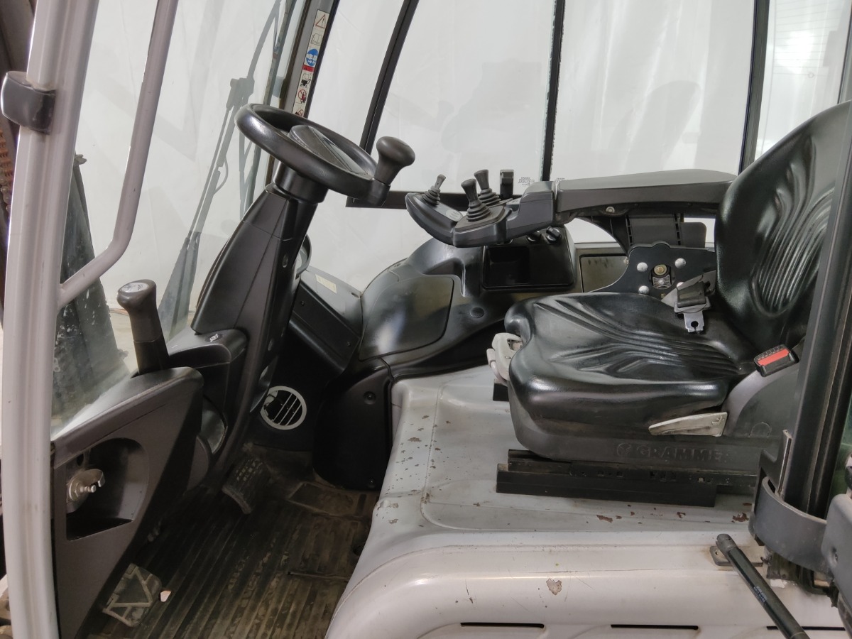 Still RX60-35 Elektryczny 4-kolowy www.blackforxx.com