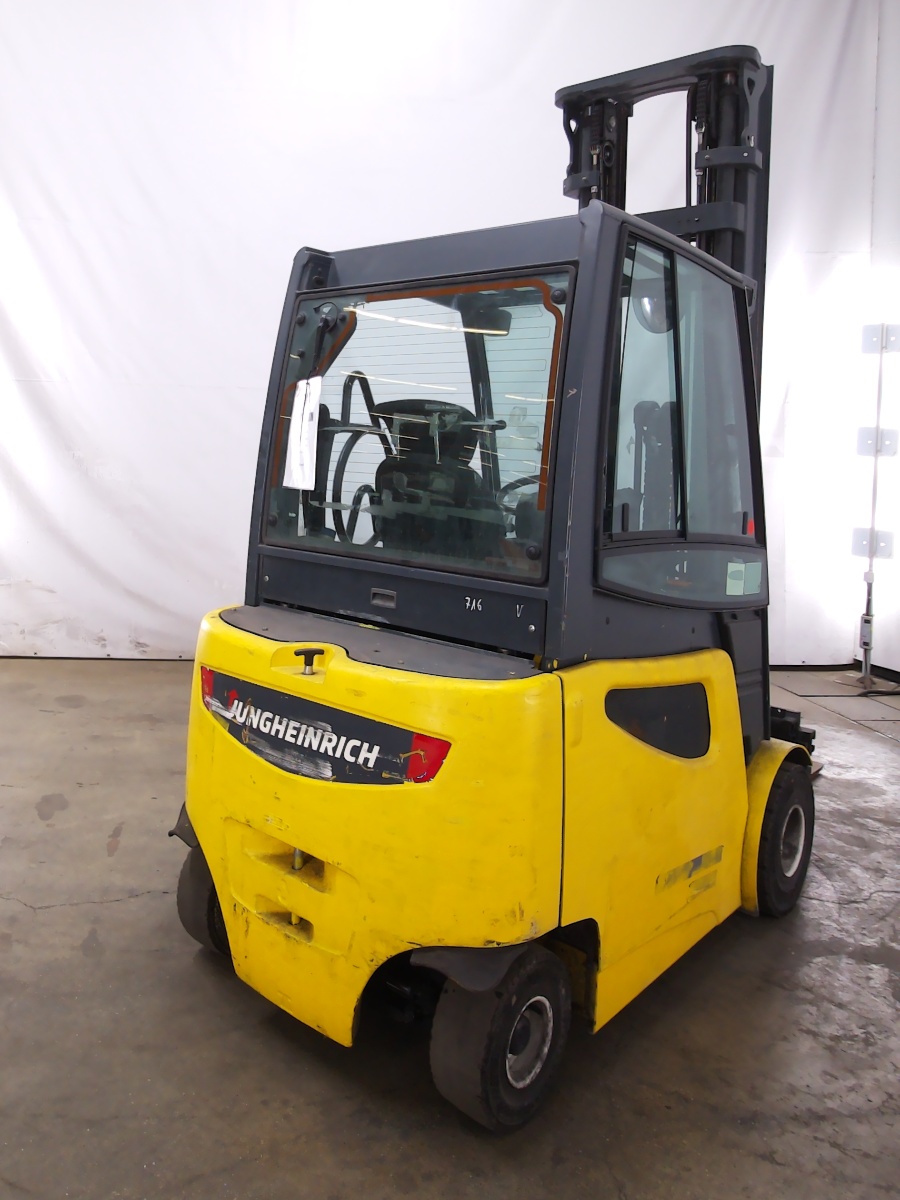 Jungheinrich EFG425 Elctrica de 4 ruedas www.blackforxx.com