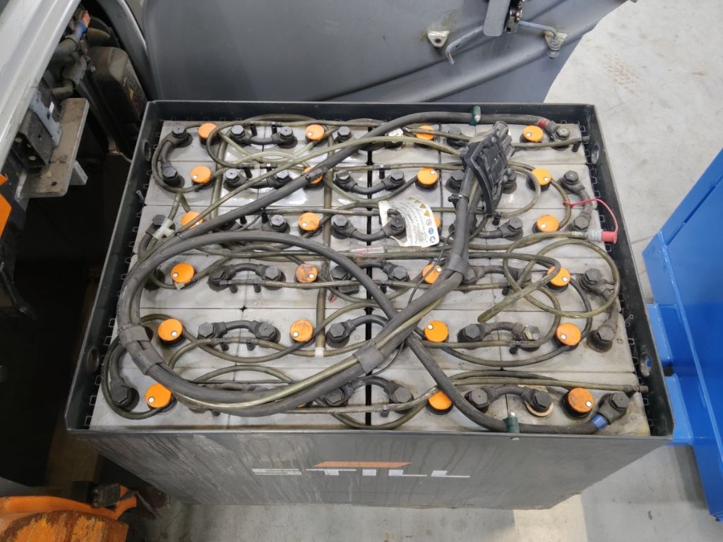 STILL RX20-20P Chariot �lectrique � 4 roues www.blackforxx.com