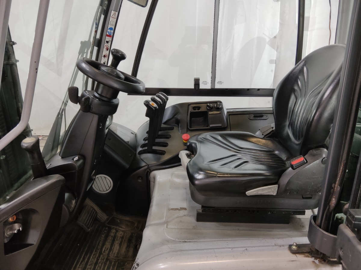 STILL RX60-35 Empilhador el�trico de quatro rodas www.blackforxx.com