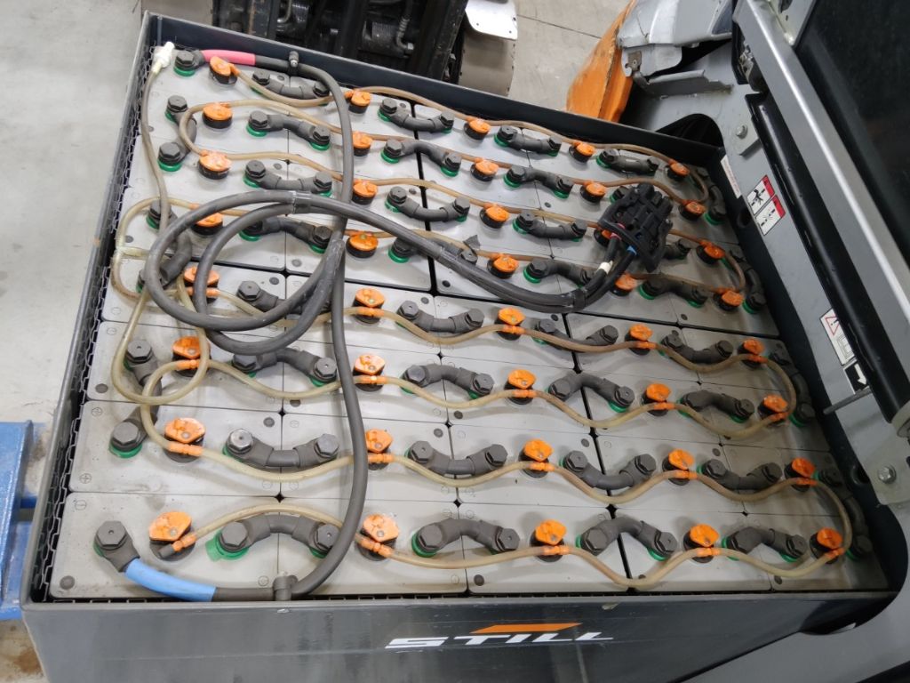 STILL RX60-35 Empilhador el�trico de quatro rodas www.blackforxx.com