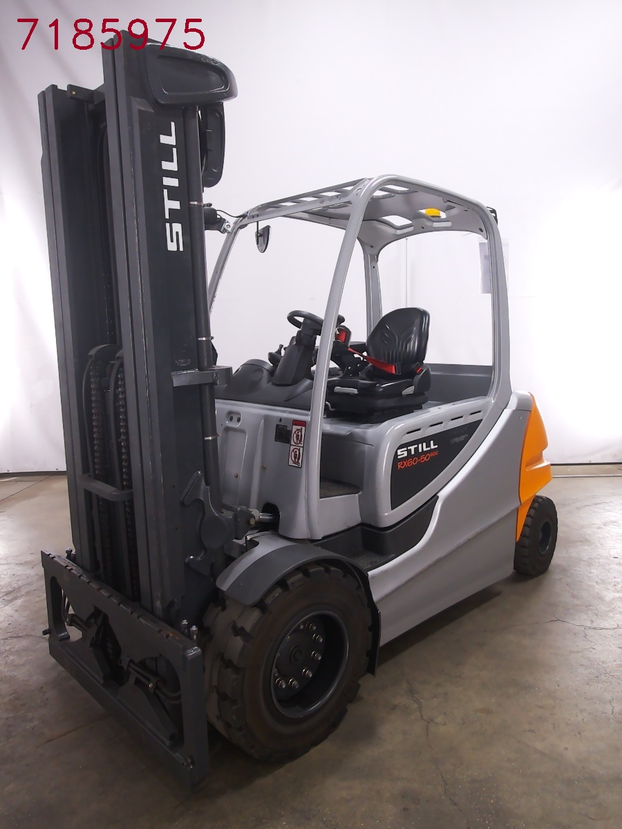 Still RX60-50/600 Elctrica de 4 ruedas www.blackforxx.com