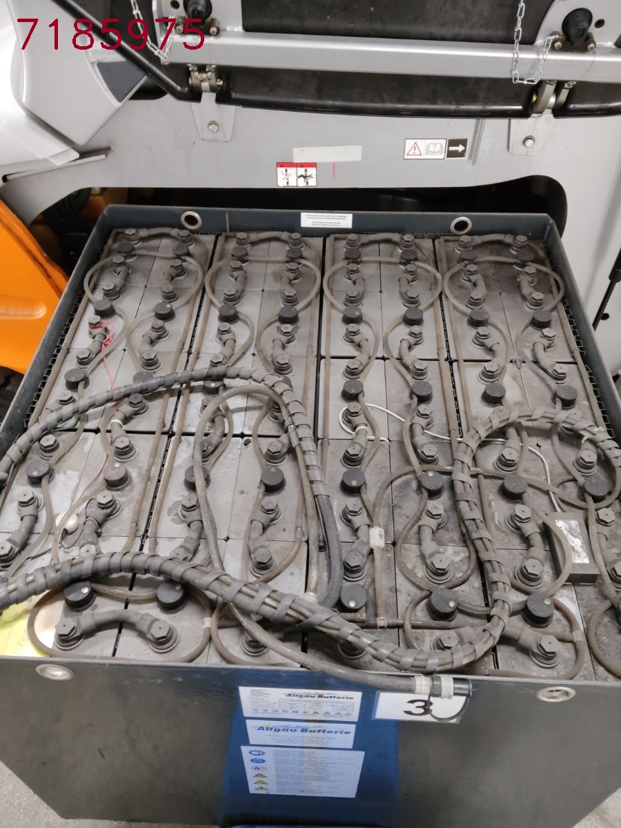 Still RX60-50/600 Elctrica de 4 ruedas www.blackforxx.com