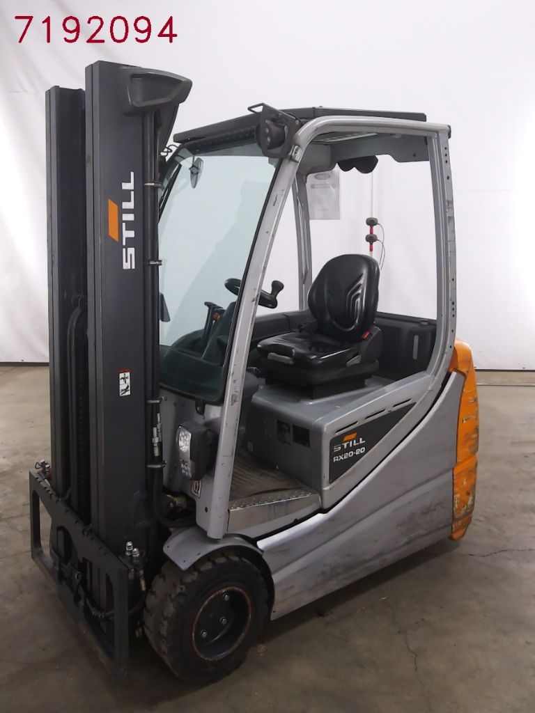 Buy Used - Electric 3-wheel forklift | BlackForxx: Purchase and Sale |