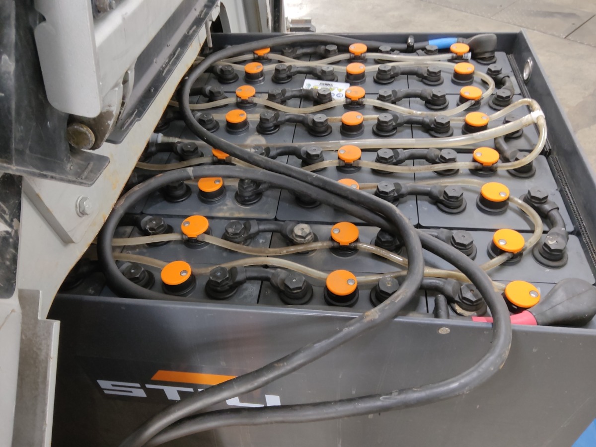 Still RX60-35 Empilhador el�trico de quatro rodas www.blackforxx.com