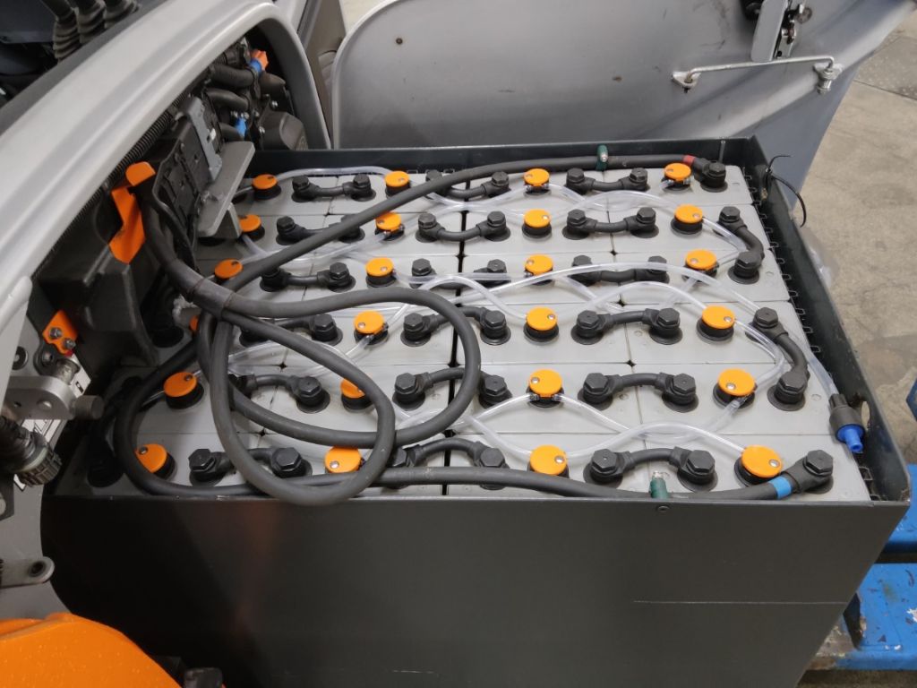 Still RX20-20P/BRONZE Elektro 4 Rad-Stapler www.blackforxx.com