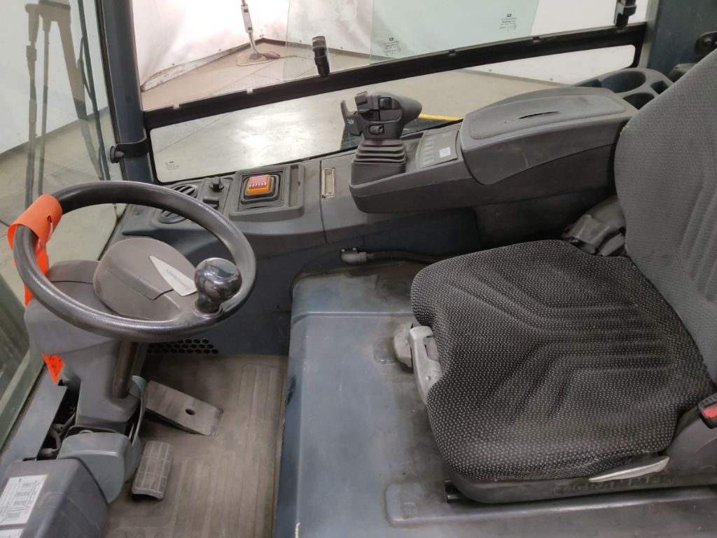 Jungheinrich EFG425K Electric 4-wheel forklift www.blackforxx.com