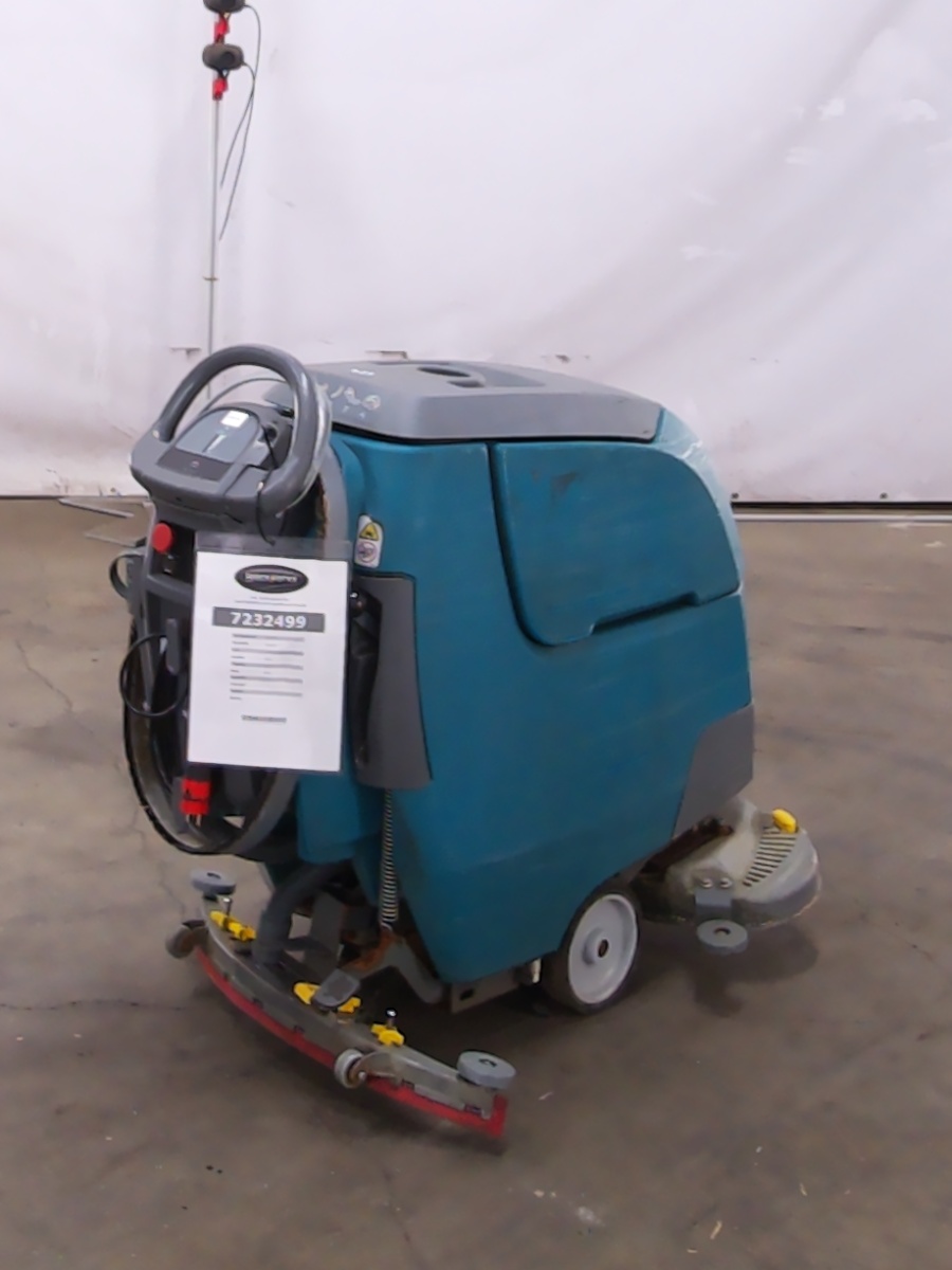 Tennant T300 - U26292 Mquina estregadora aspiradora www.blackforxx.com