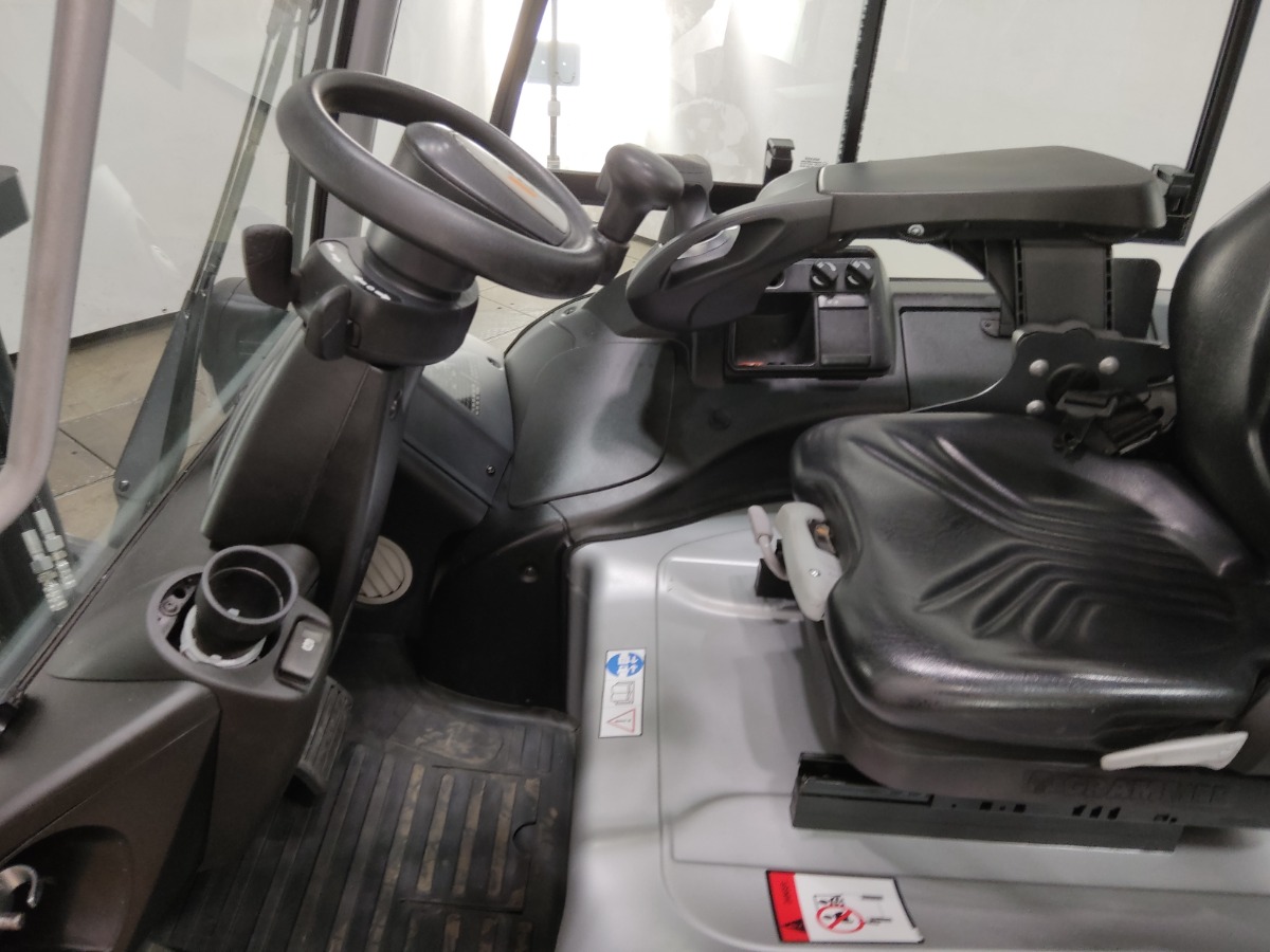 Still RX60-50/600/BATT.NEU El�ctrica de 4 ruedas www.blackforxx.com