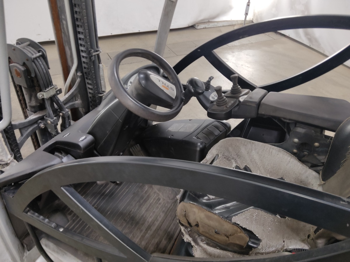 STILL RX70-25 Diesel heftruck www.blackforxx.com