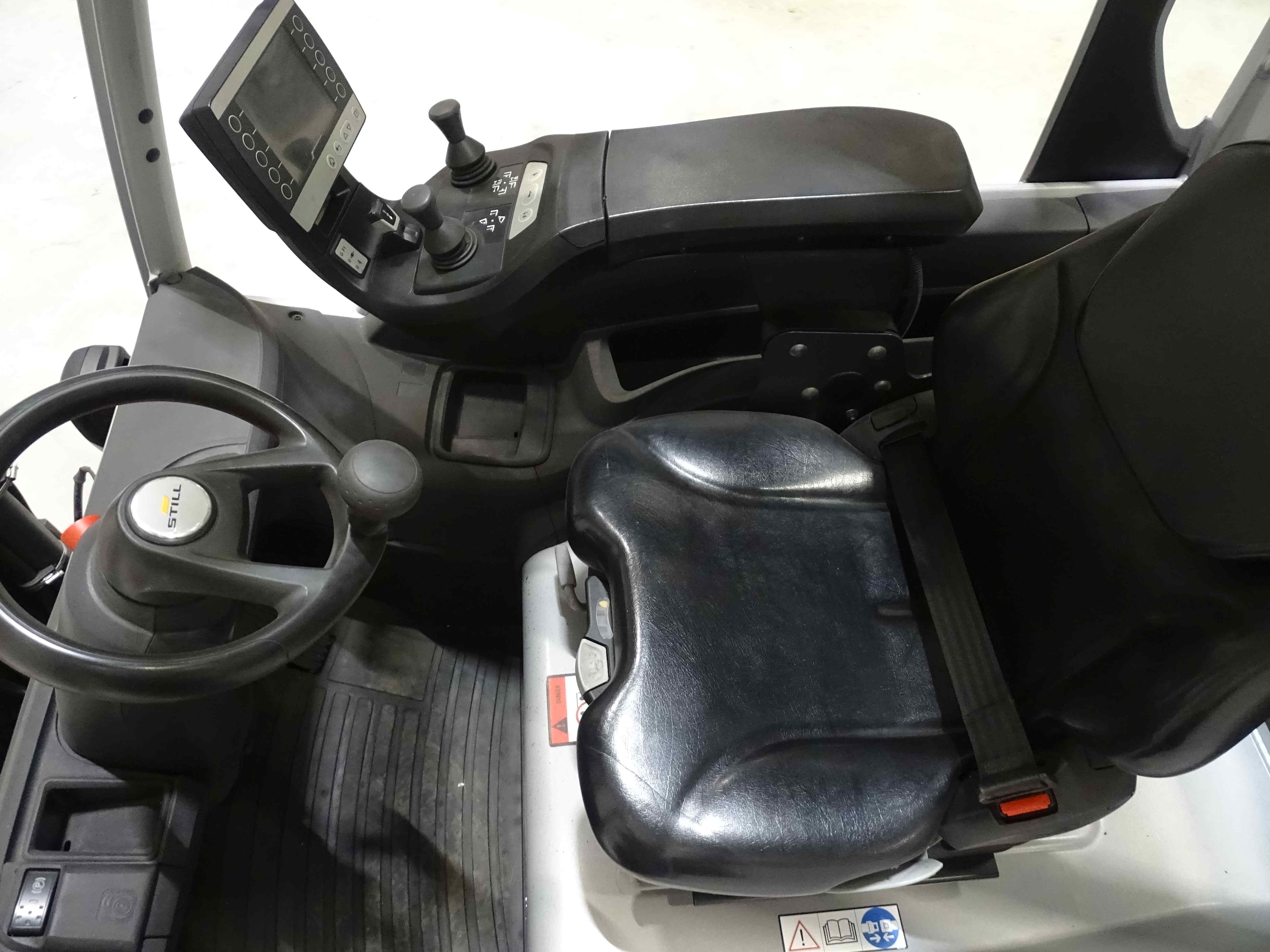 Still RX60-25 Elektryczny 4-kolowy www.blackforxx.com