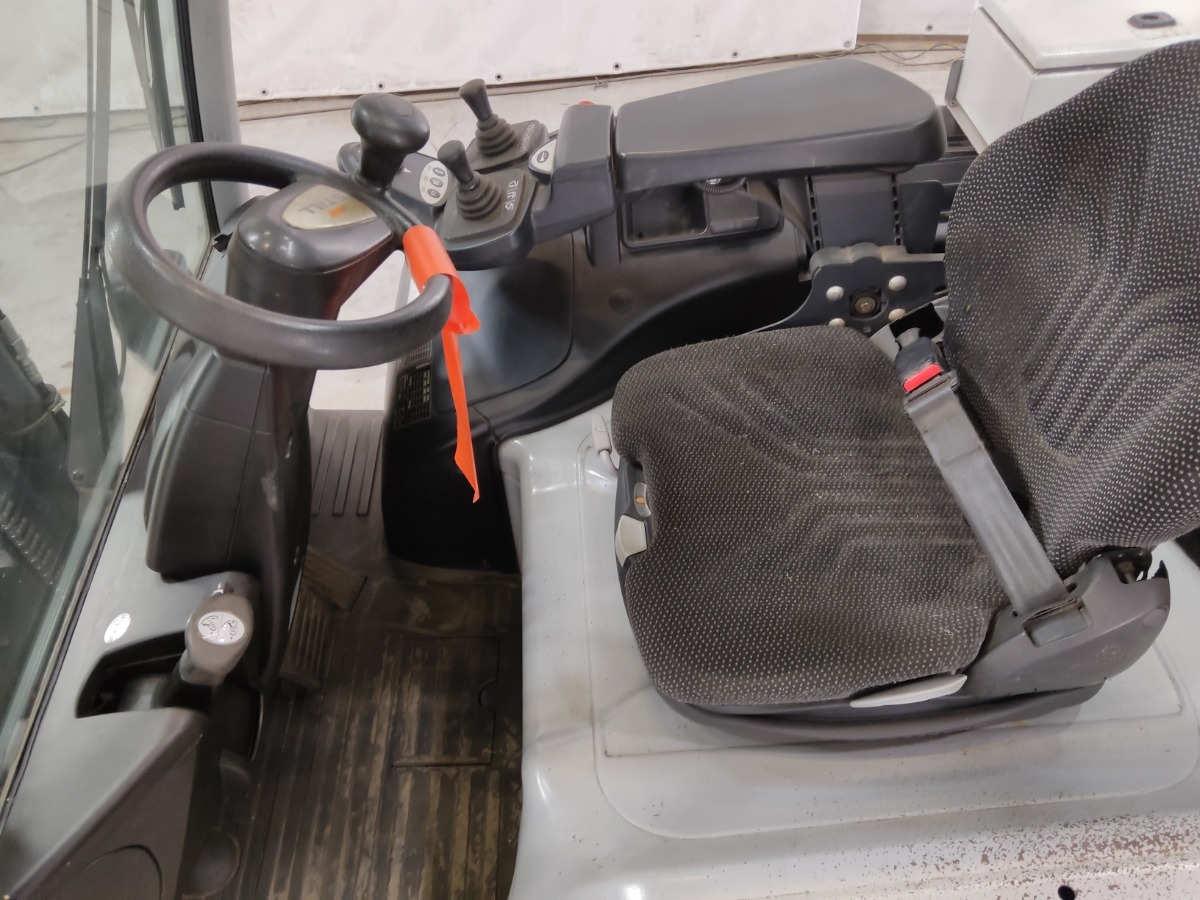 Still RX60-30L/600 Chariot �lectrique � 4 roues www.blackforxx.com