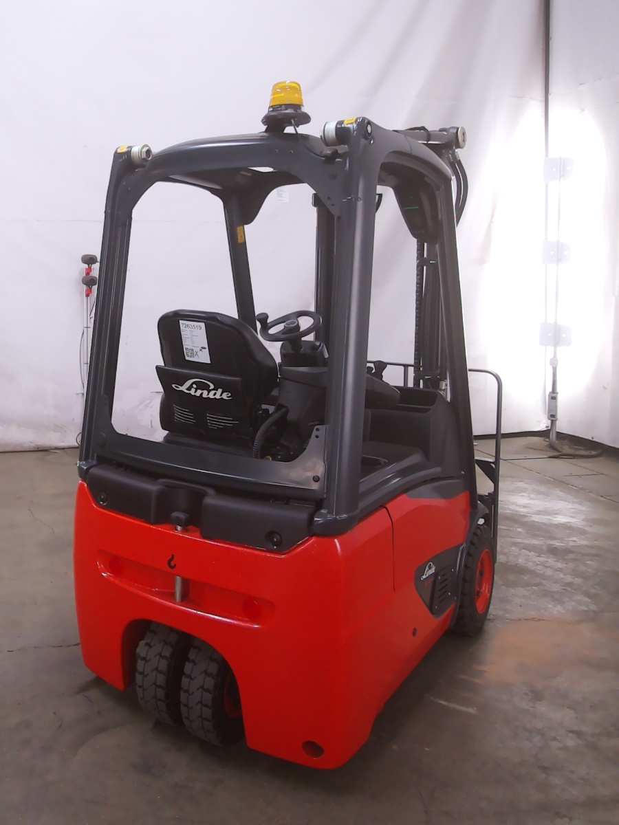 Linde E14-02/BILOVICE Elektrische 3-wieler www.blackforxx.com