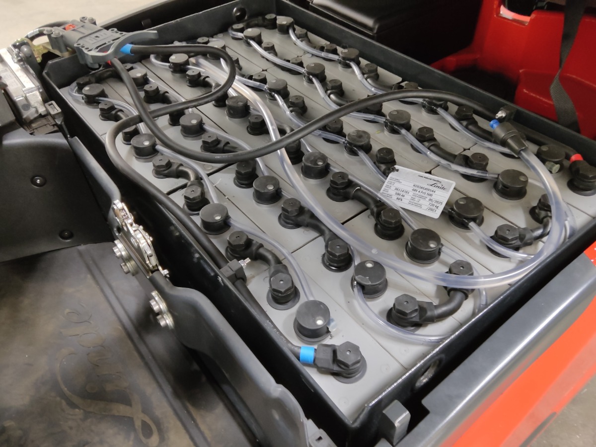 Linde E14-02/BILOVICE Elektrische 3-wieler www.blackforxx.com