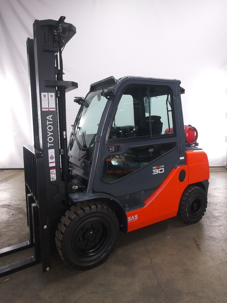 Toyota 02-8FGF30 LPG Forklifts www.blackforxx.com