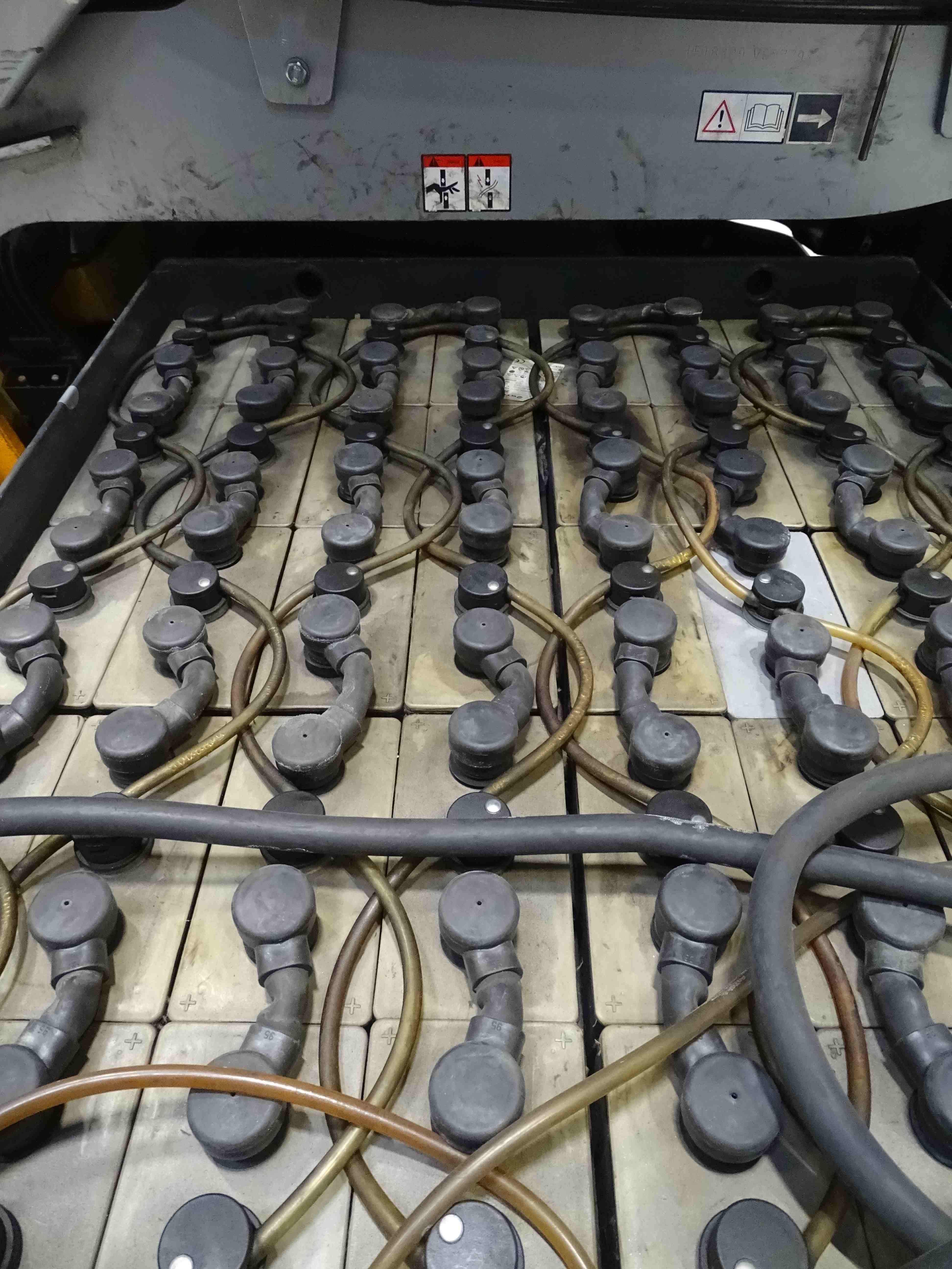 Still RX60-50/BATT.NEU Elektro 4 Rad-Stapler www.blackforxx.com