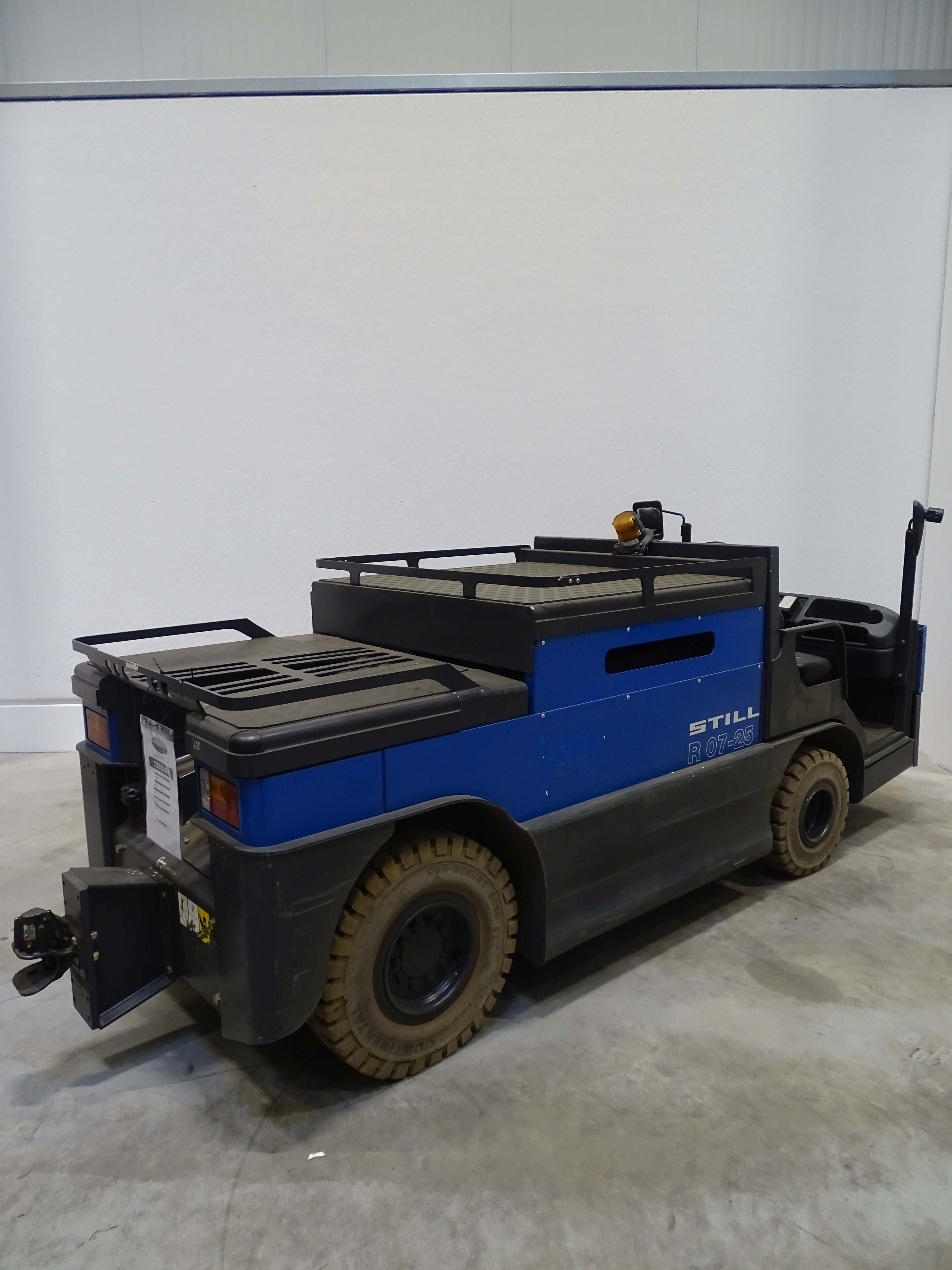Still R07-25L/SONDERBAU Tow Tractor www.blackforxx.com
