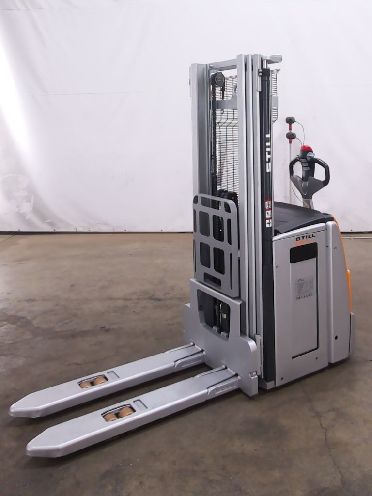 Still EXV14/BATT.NEU Porta-paletes de alta elevao www.blackforxx.com