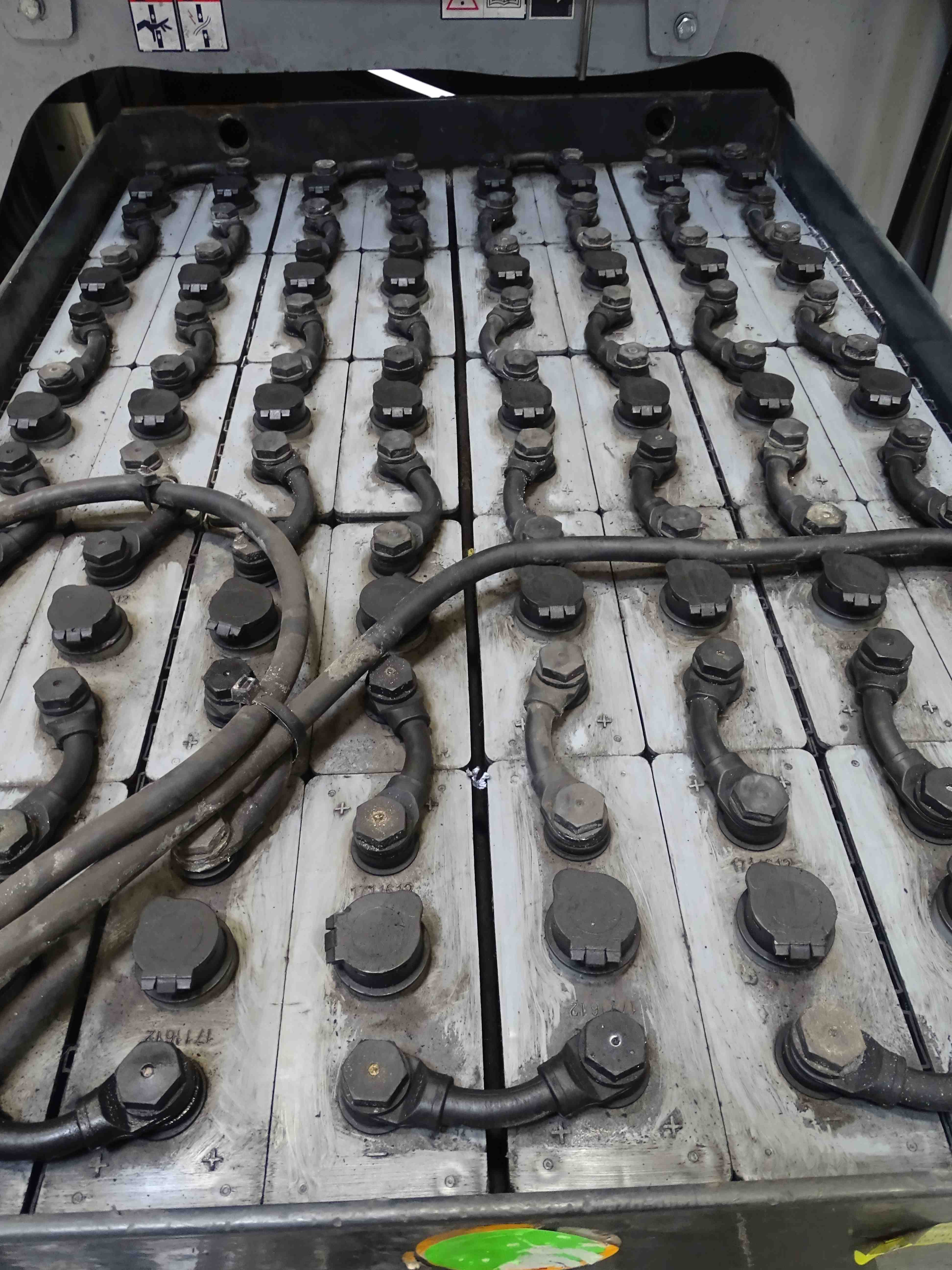 Still RX60-25 Elektro 4 Rad-Stapler www.blackforxx.com