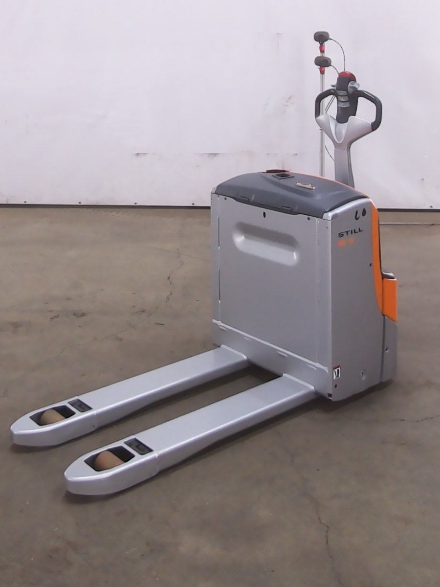 Still EXU18/BATT.NEU Electric Pallet Truck www.blackforxx.com