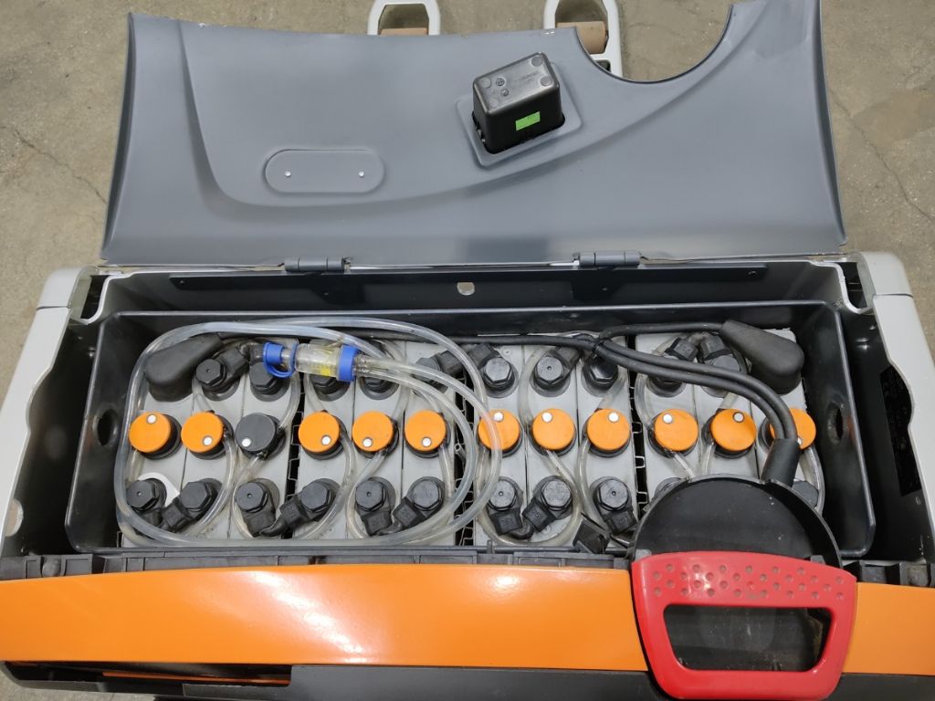 Still EXU18/BATT.NEU Electric Pallet Truck www.blackforxx.com