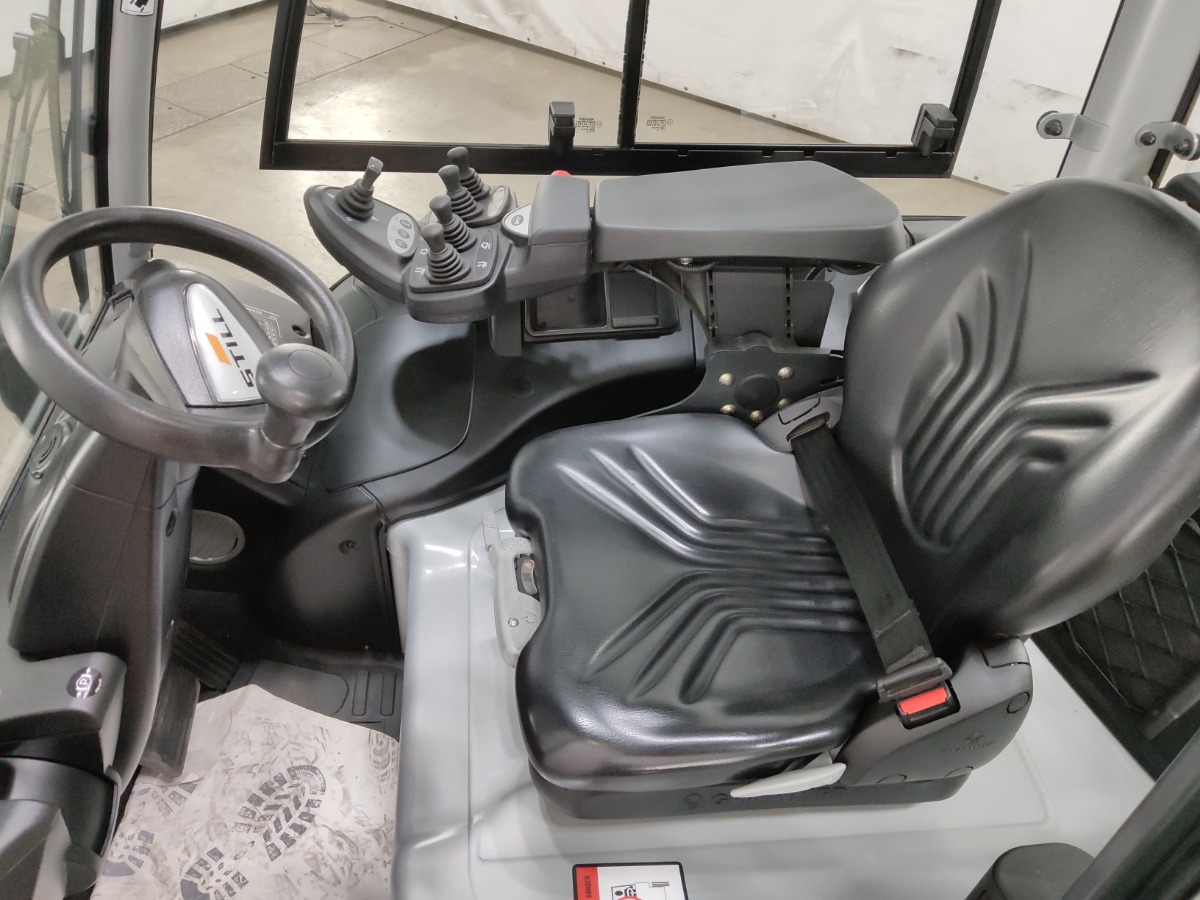 Still RX60-35/BATT.NEU Elektrische 4-wieler www.blackforxx.com
