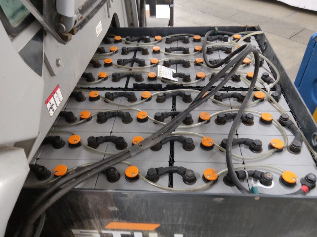 Still RX60-50 Elektro 4 Rad-Stapler www.blackforxx.com