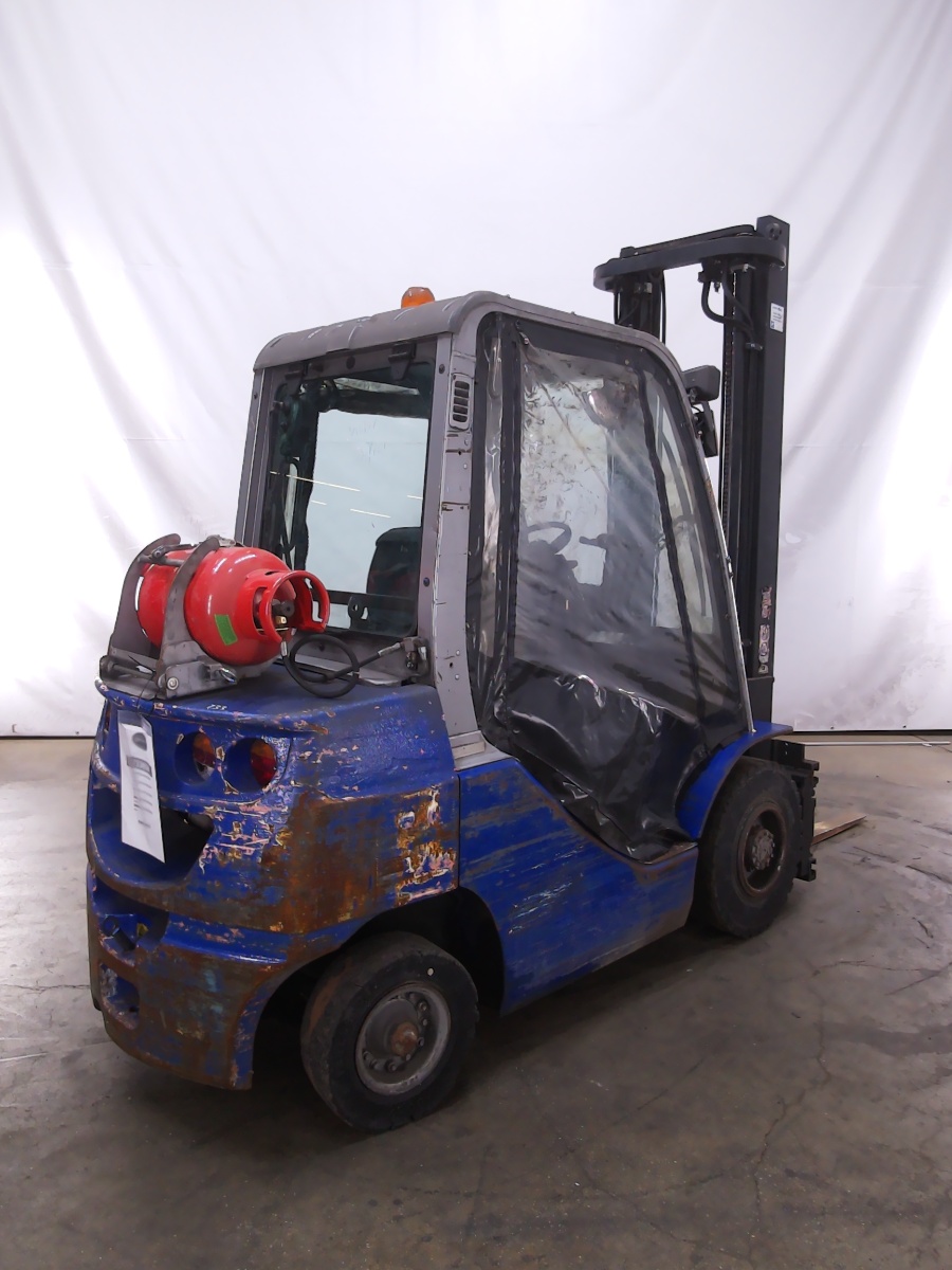 Cesab M325G LPG Heftruck www.blackforxx.com