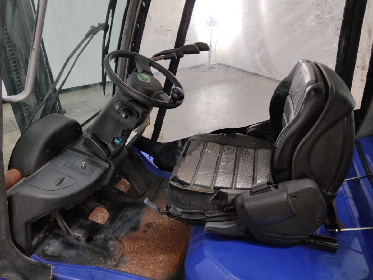 Cesab M325G LPG Heftruck www.blackforxx.com