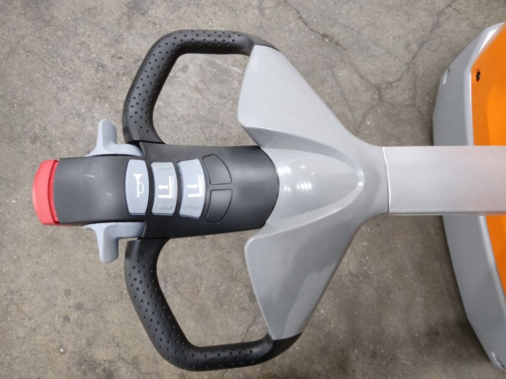 Still EXV14/BATT.NEU Porta-paletes de alta elevao www.blackforxx.com