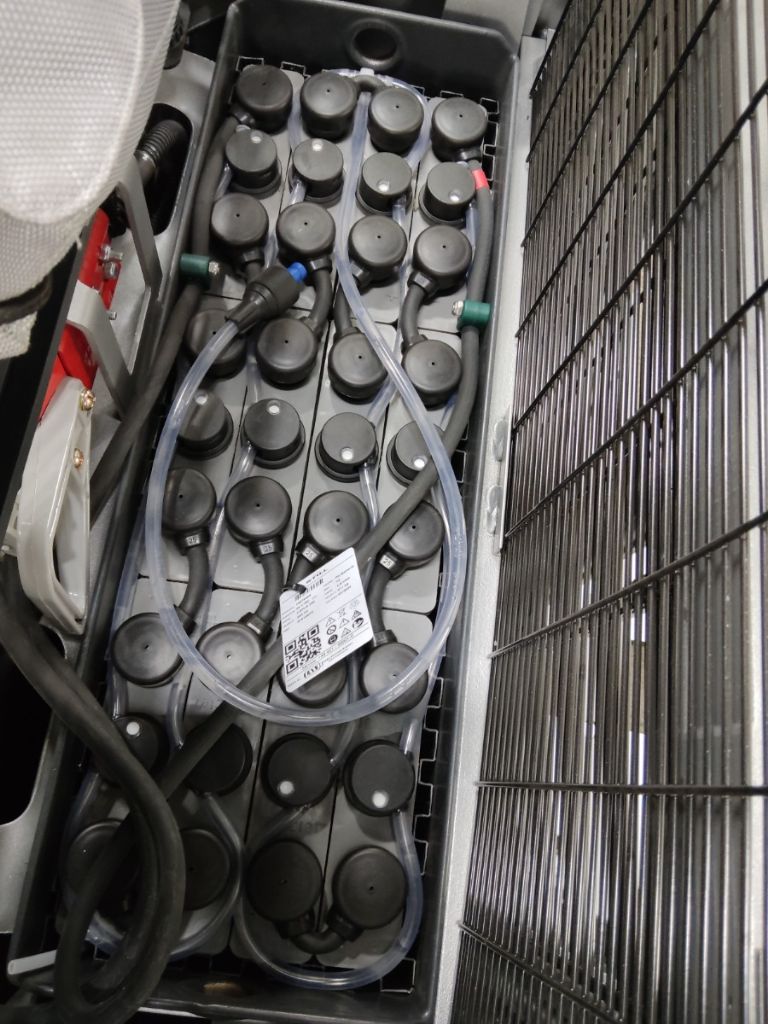 Still EXV14/BATT.NEU Porta-paletes de alta elevao www.blackforxx.com