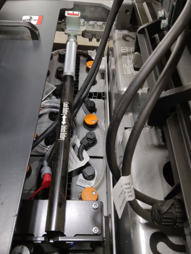 Still OXV10 Selecionador de encomendas de baixo nvel www.blackforxx.com