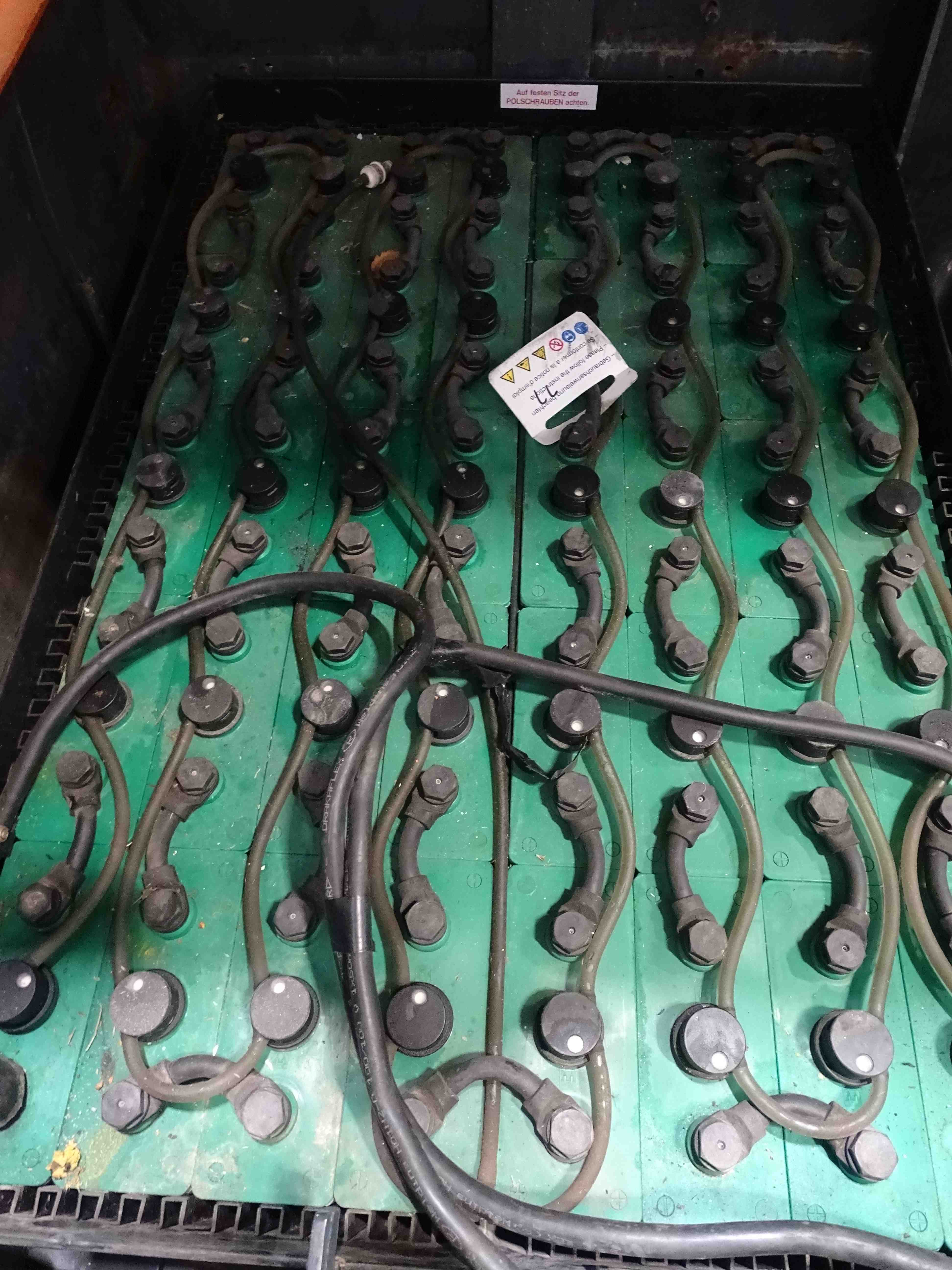 Still R08-20 Schlepper www.blackforxx.com