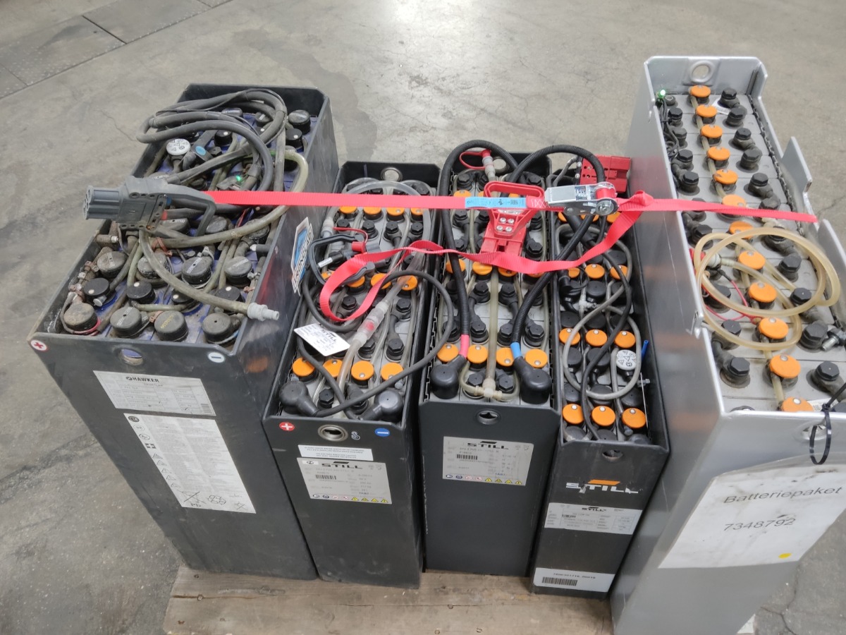 Weitere 5XBATTERIEN Miscelaneo www.blackforxx.com