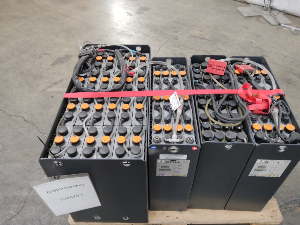 Weitere 4XBATTERIEN Miscelaneo www.blackforxx.com