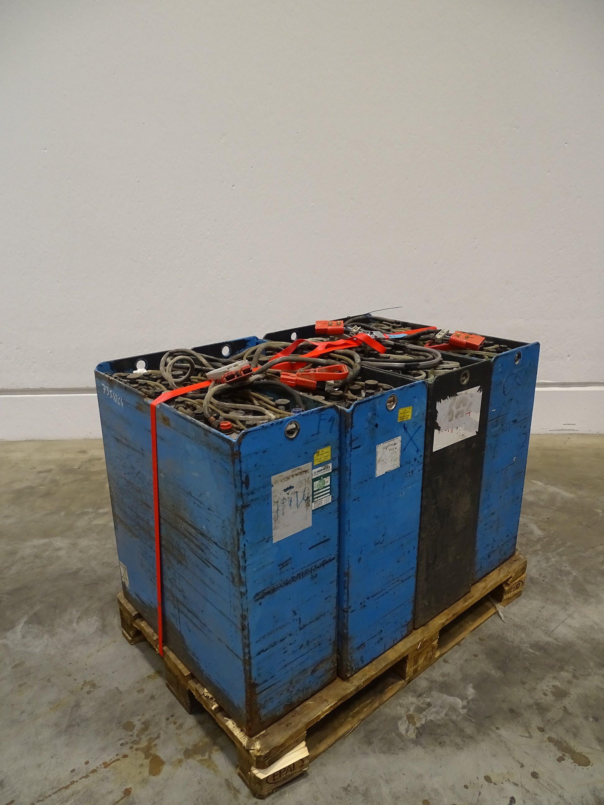 Weitere 4XBATTERIEN Miscelaneo www.blackforxx.com