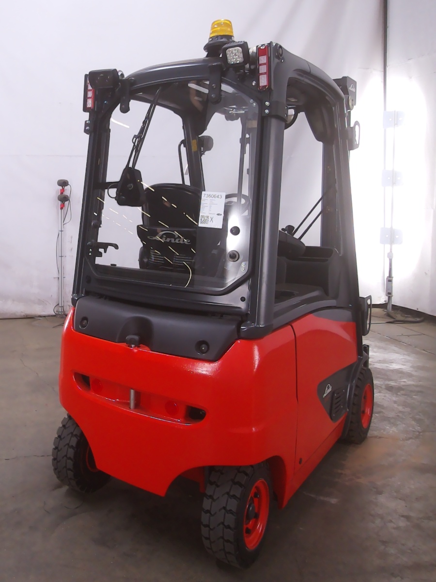 Linde E16PH-02/BILOVICE Elctrica de 4 ruedas www.blackforxx.com