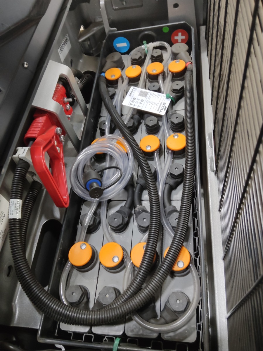 Still EXV14 Porta-paletes de alta elevao www.blackforxx.com