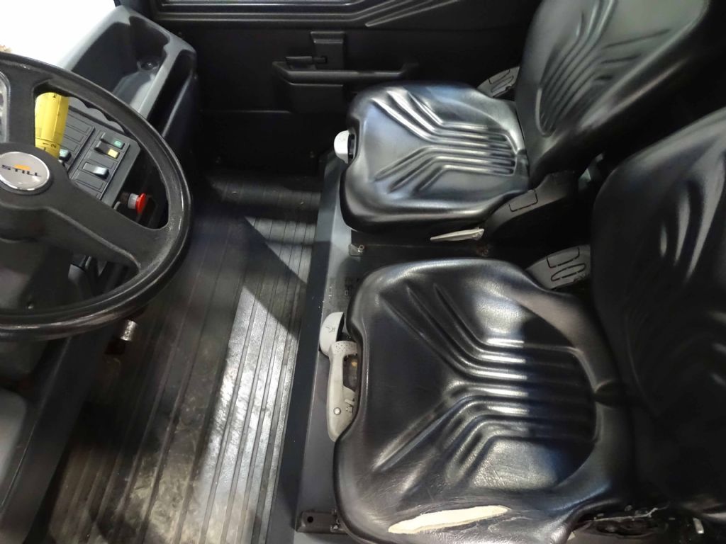 Still R07-25 Schlepper www.blackforxx.com