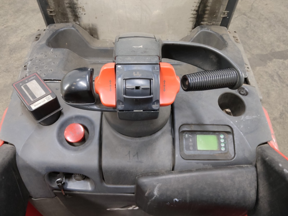 Linde D12P Apilador elctrico www.blackforxx.com
