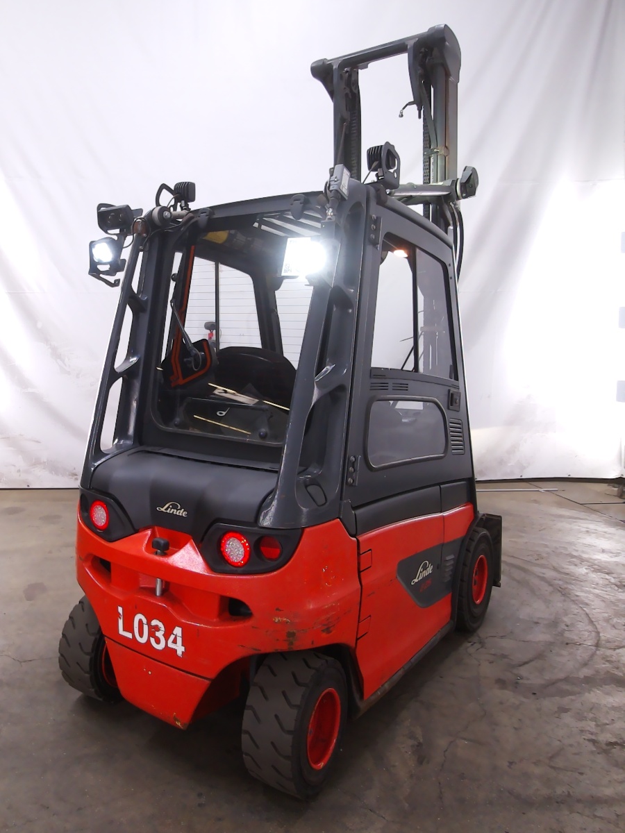 Linde E25-01 Elctrica de 4 ruedas www.blackforxx.com