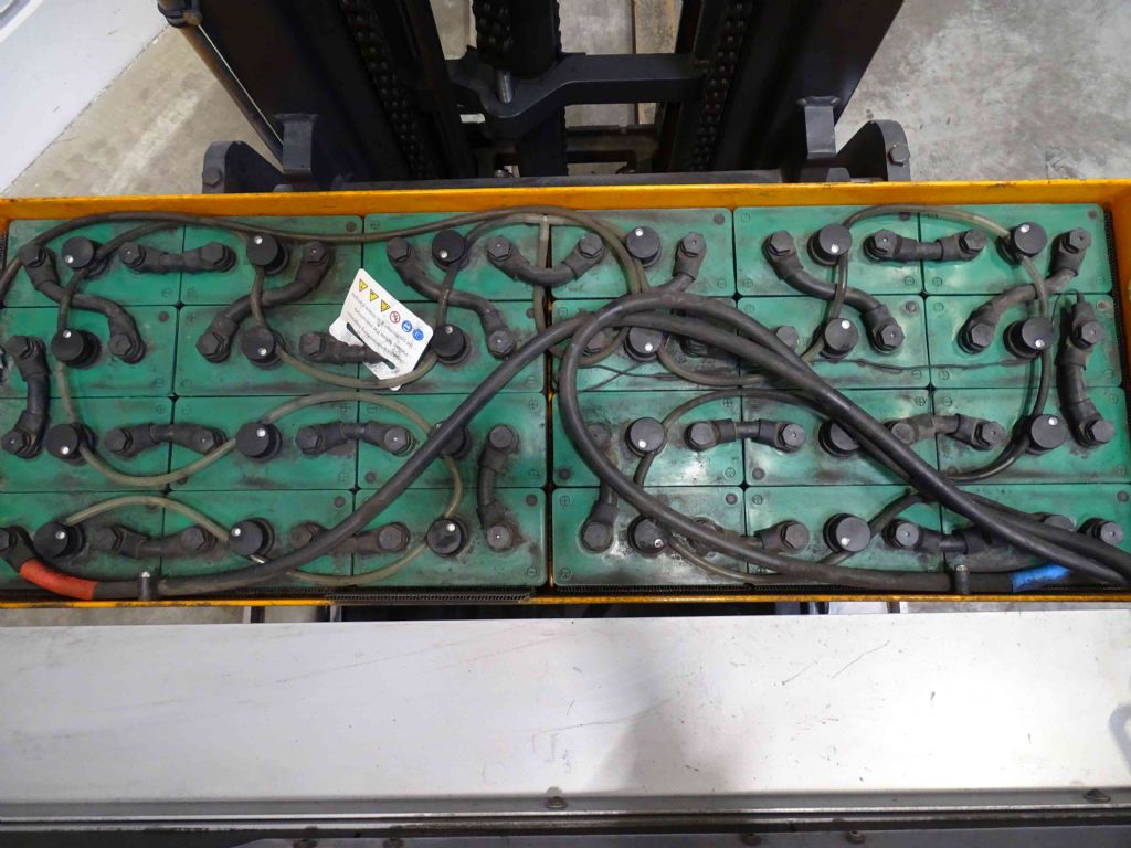 Still FM-X17 Chariots  mt rtractable www.blackforxx.com