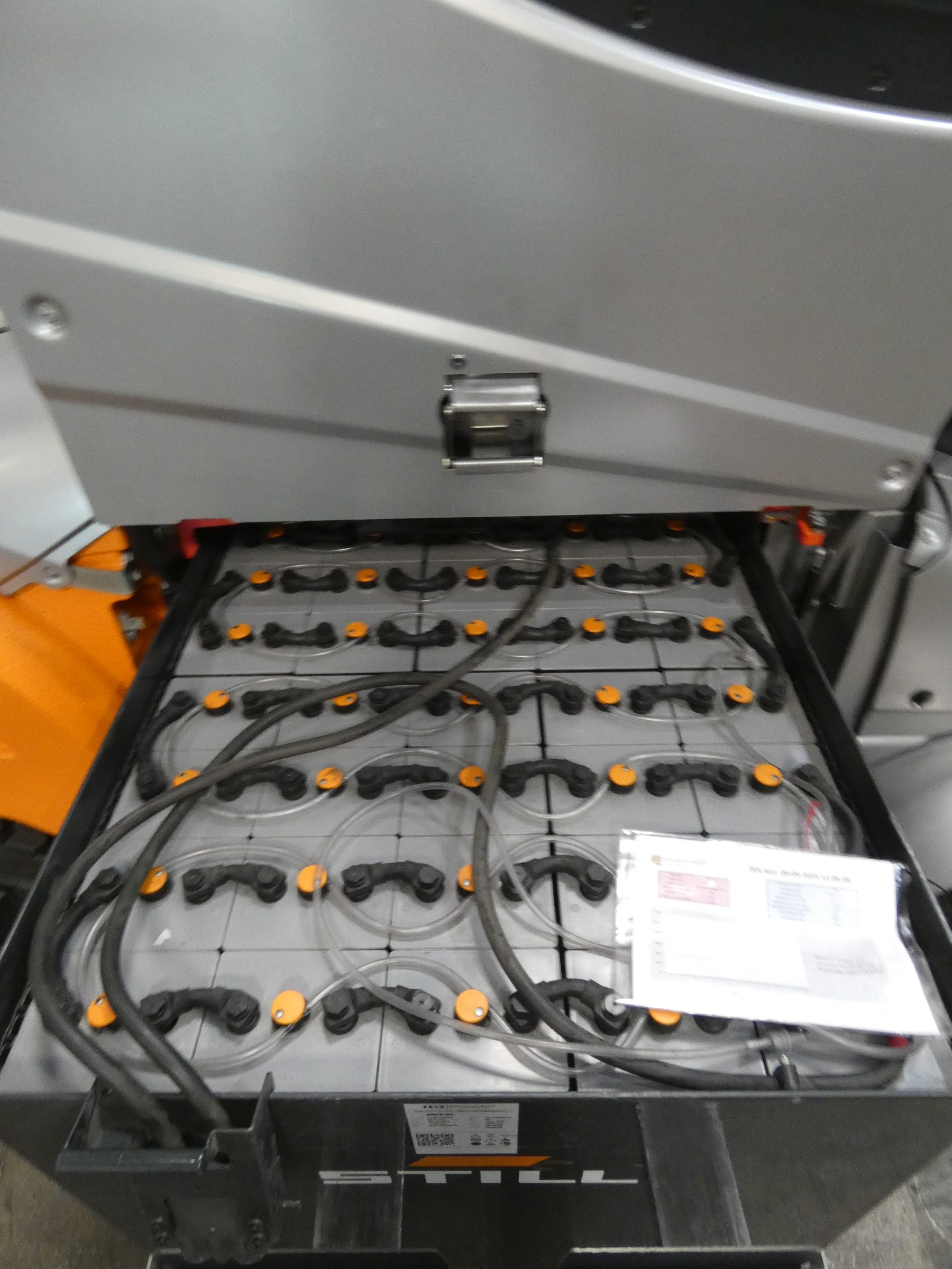 Still RX60-80/900 Elektro 4 Rad-Stapler www.blackforxx.com