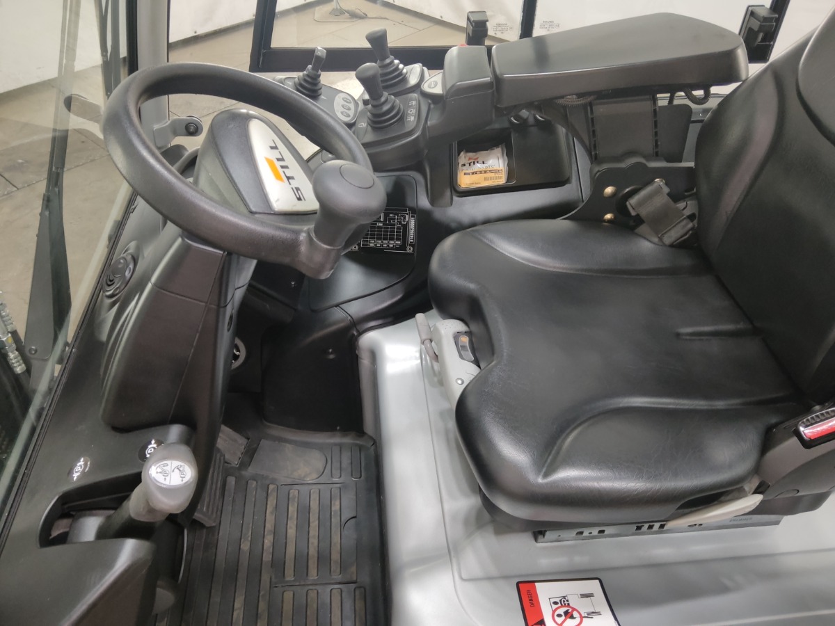 Still RX60-35 Elctrica de 4 ruedas www.blackforxx.com