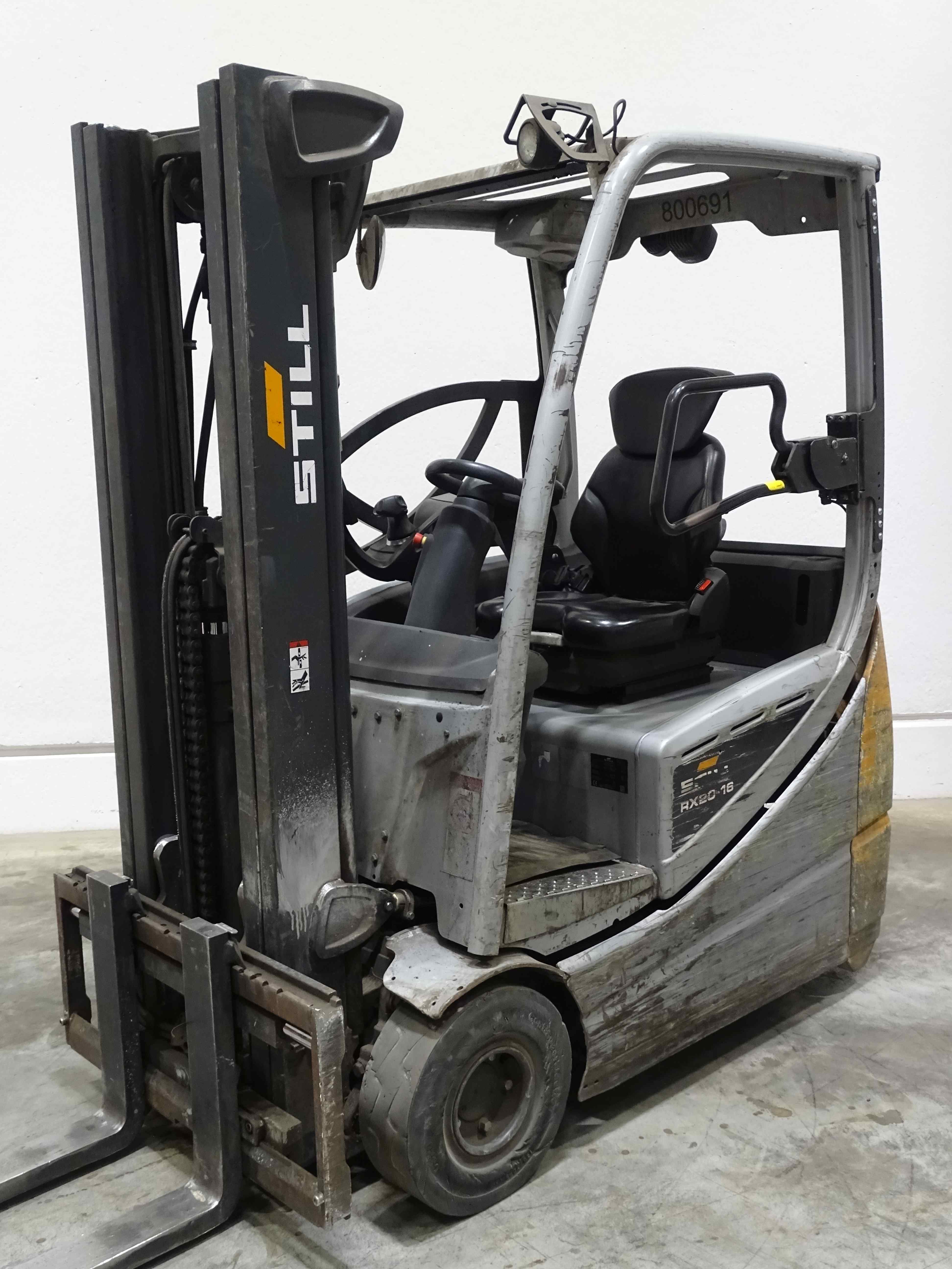 Still RX20-16 Empilhador eltrico de trs rodas www.blackforxx.com