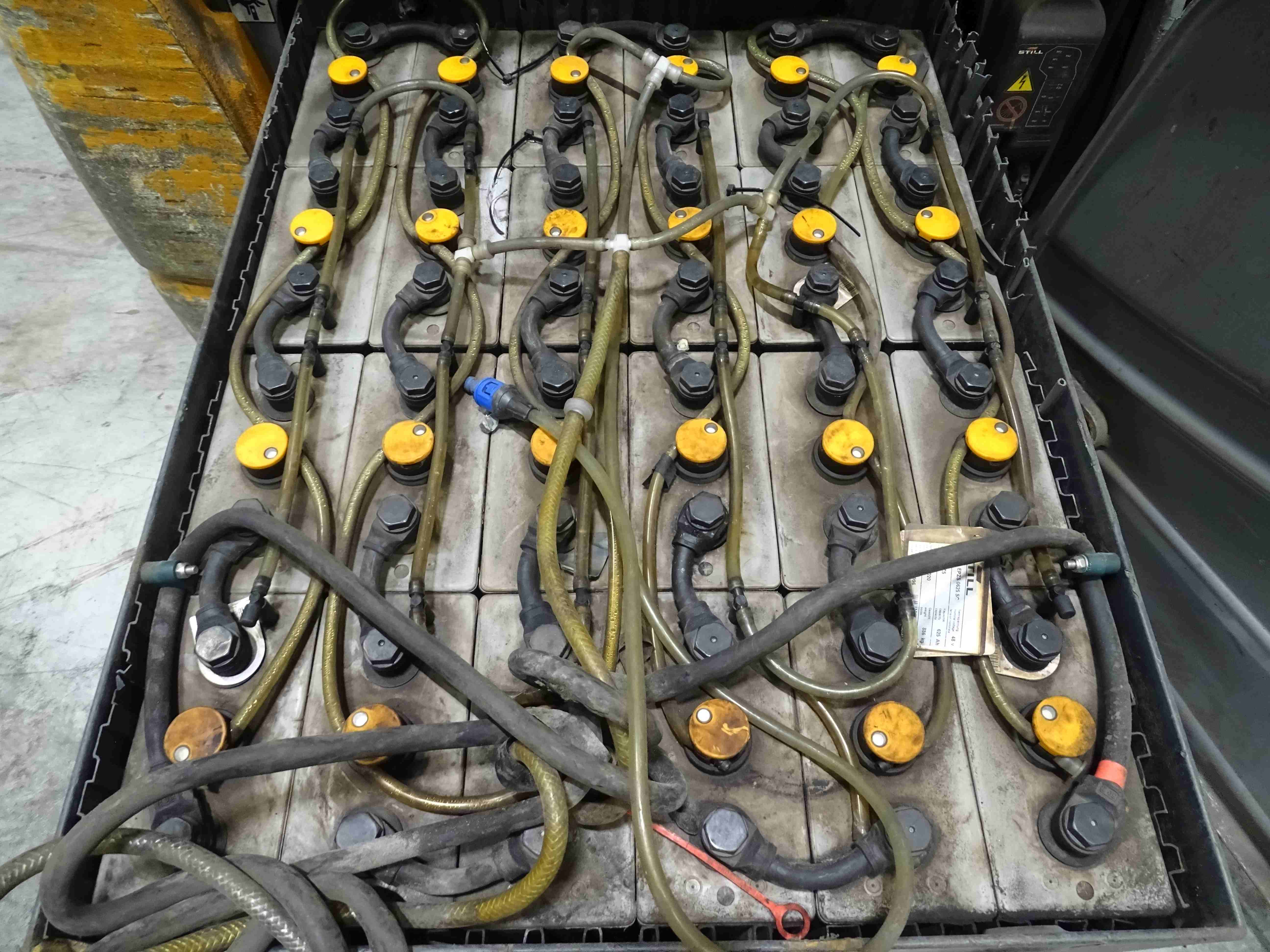 Still RX20-16 Empilhador eltrico de trs rodas www.blackforxx.com