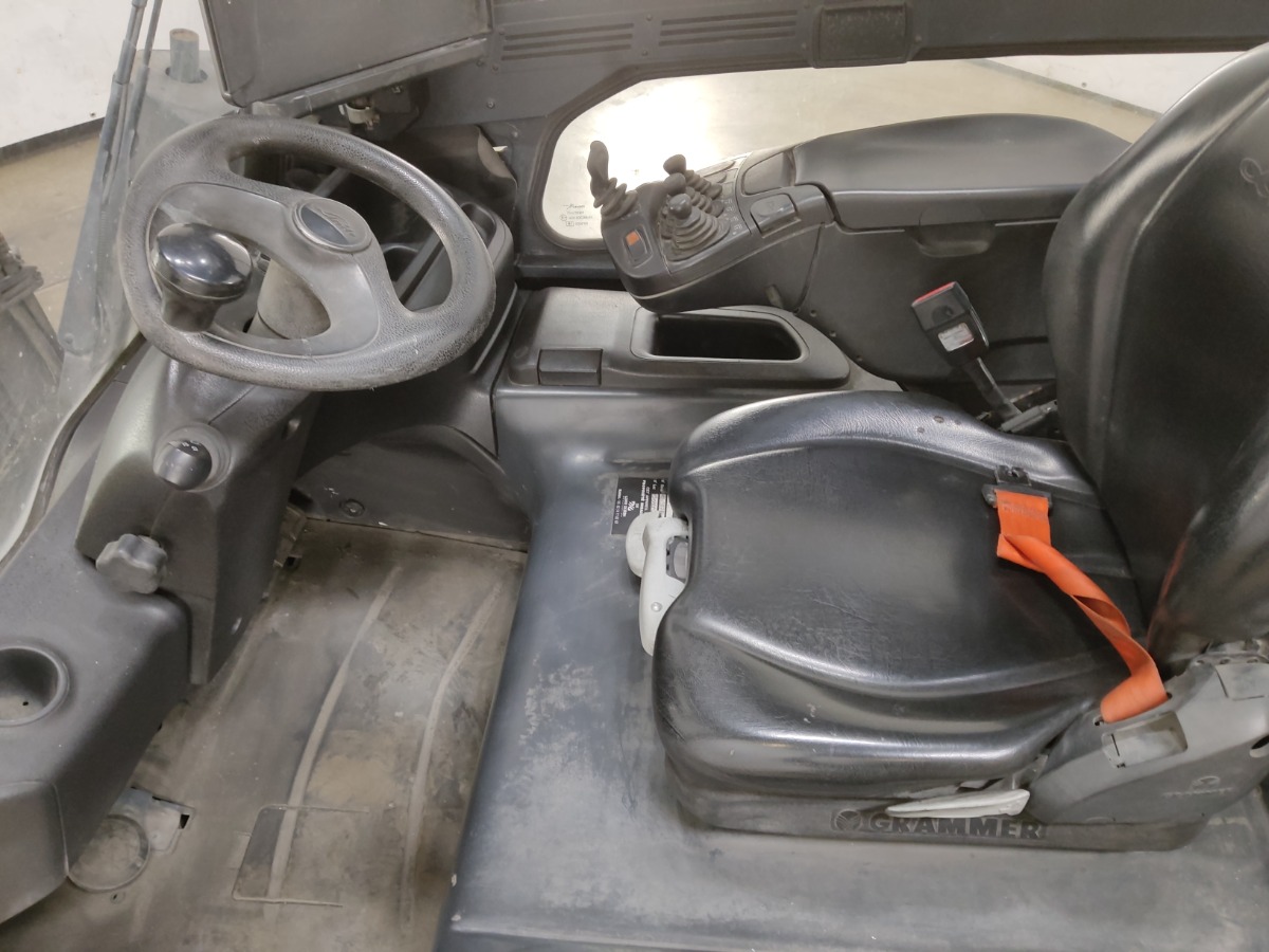 Linde E25L-01 Electric 4-wheel forklift www.blackforxx.com