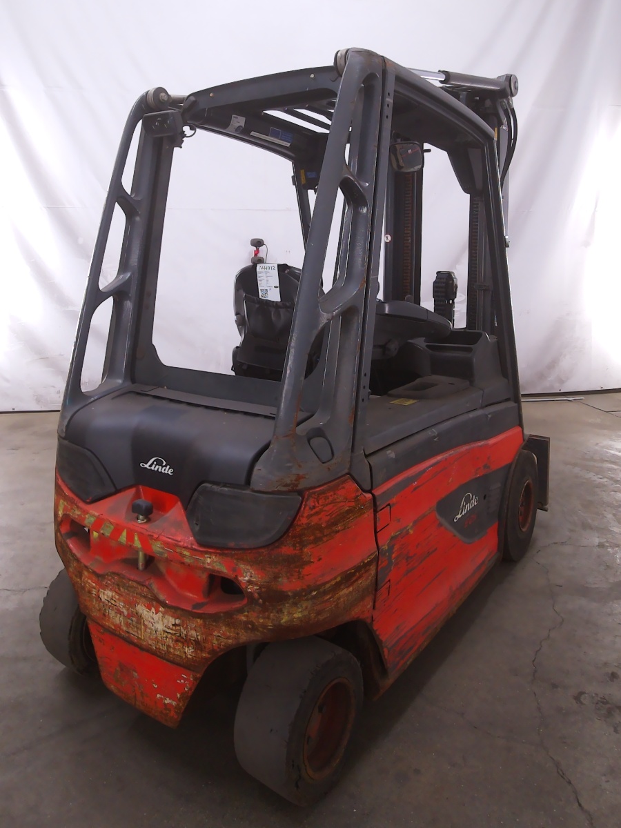 Linde E25 Elctrica de 4 ruedas www.blackforxx.com