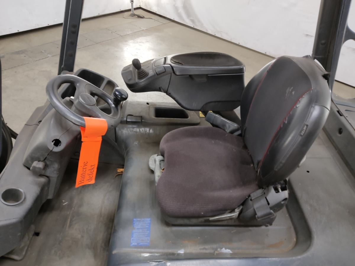 Linde E25 Elctrica de 4 ruedas www.blackforxx.com
